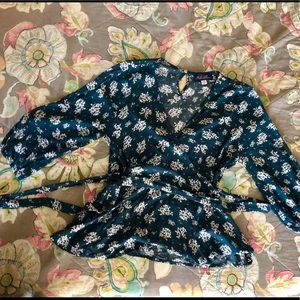 Adorable Teal Cinch Tie Waist V-Neck Floral Blouse